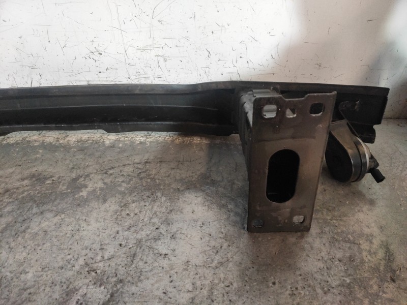 Recambio de refuerzo paragolpes delantero para bmw serie 3 coupe (e92) 330i referencia OEM IAM   