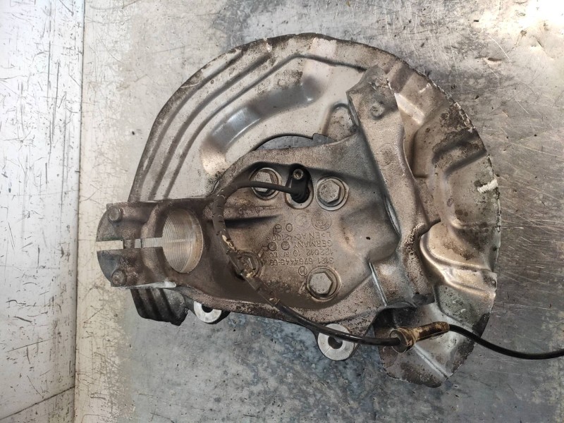 Recambio de mangueta delantera izquierda para bmw serie 3 coupe (e92) 330i referencia OEM IAM 3121676444303  31216793923