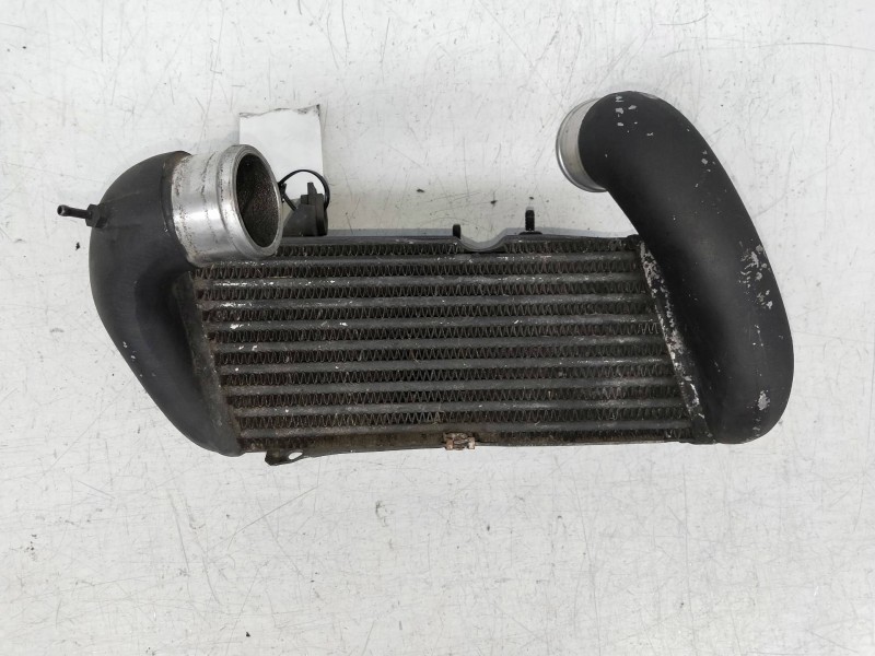 Recambio de intercooler para audi 80 avant 1.9 tdi referencia OEM IAM 028145805  