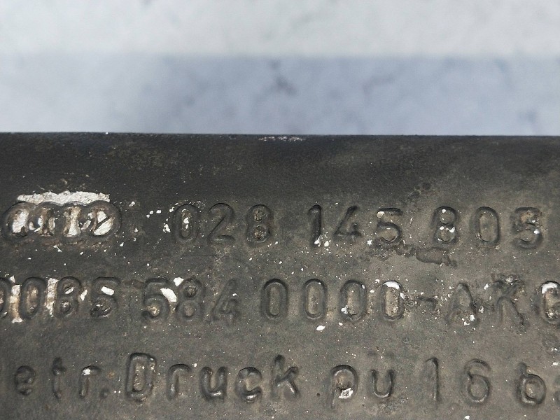 Recambio de intercooler para audi 80 avant 1.9 tdi referencia OEM IAM 028145805  