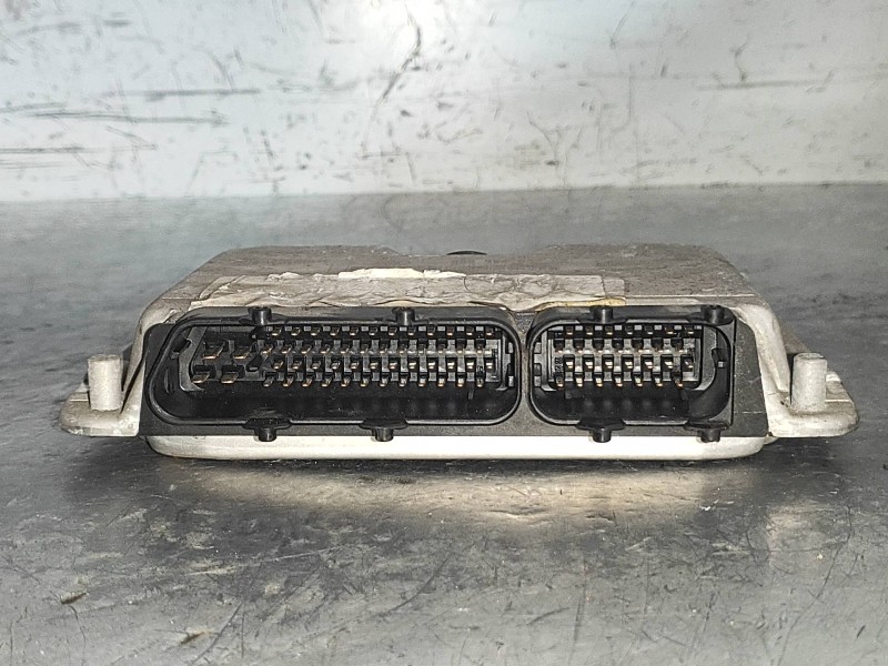 Recambio de centralita motor uce para seat arosa (6h1) select referencia OEM IAM 0261206823 030906032AS 