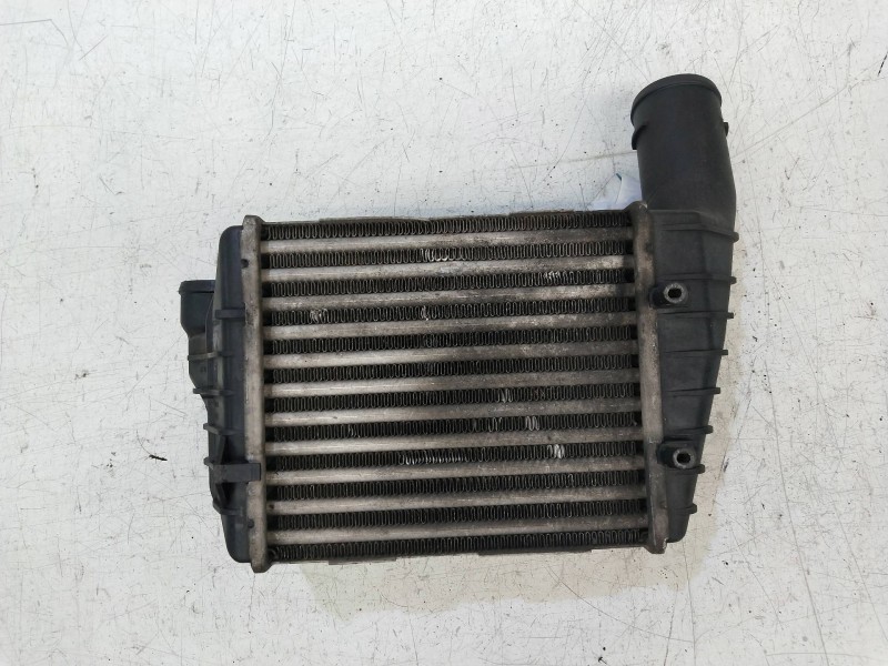 Recambio de intercooler para audi a4 berlina (b5) 2.5 tdi referencia OEM IAM 059145806 157561213 