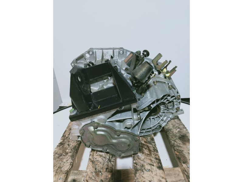 Recambio de caja cambios para mg rover serie 75 (rj) 2.0 cdt classic referencia OEM IAM 47R37 01 708 99677 