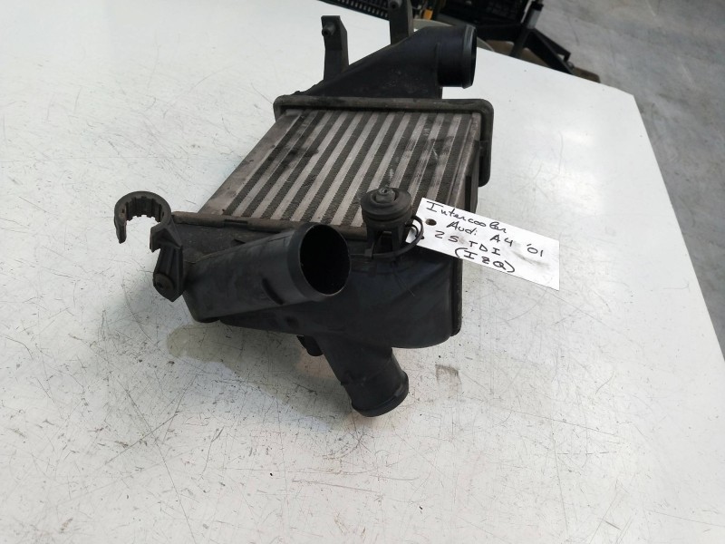 Recambio de intercooler para audi a4 berlina (8e) 2.5 v6 24v tdi referencia OEM IAM 8EO145805P   Recambio de intercooler para audi a4 berlina (8e) 2.5 v6 24v tdi referencia OEM IAM 8EO145805P