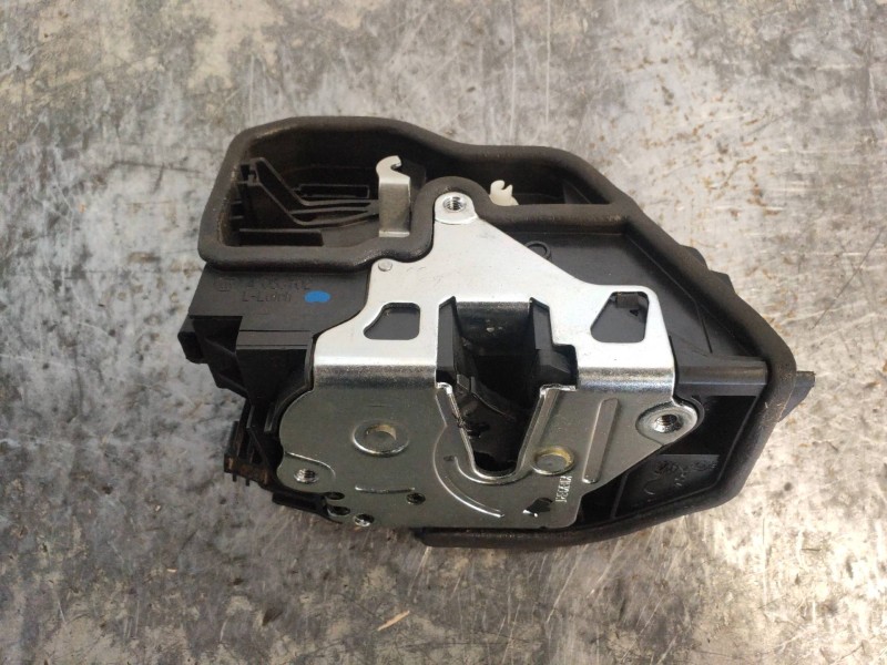 Recambio de motor cierre centralizado delantero derecho para bmw serie 5 lim. (f10) 525d referencia OEM IAM 7229458  