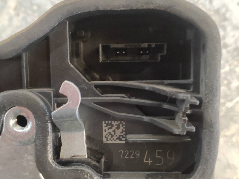 Recambio de motor cierre centralizado trasero izquierdo para bmw serie 5 lim. (f10) 525d referencia OEM IAM 7229459  