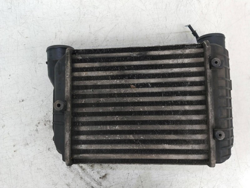 Recambio de intercooler para audi a4 berlina (b5) 1.8 20v turbo referencia OEM IAM 8E0145805   Recambio de intercooler para audi a4 berlina (b5) 1.8 20v turbo referencia OEM IAM 8E0145805