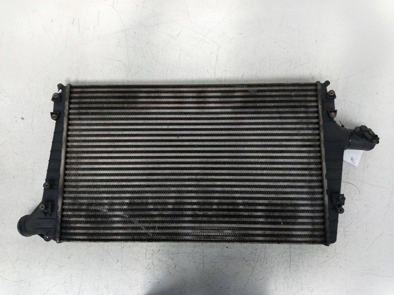 Recambio de intercooler para audi allroad quattro (4b5) 2.5 v6 24v tdi referencia OEM IAM 4B0145805A  