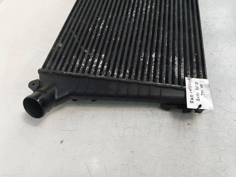 Recambio de intercooler para audi a6 avant (4b5) 2.5 v6 24v tdi referencia OEM IAM 4B0145805A  