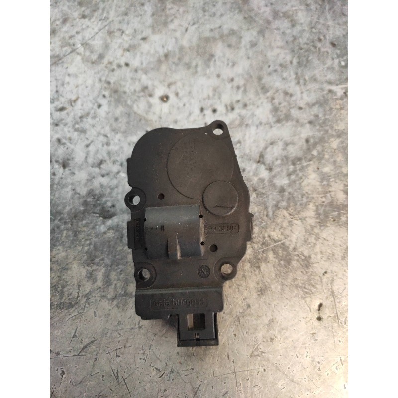 Recambio de motor apertura trampillas climatizador para bmw serie 5 lim. (f10) 525d referencia OEM IAM K9749005  