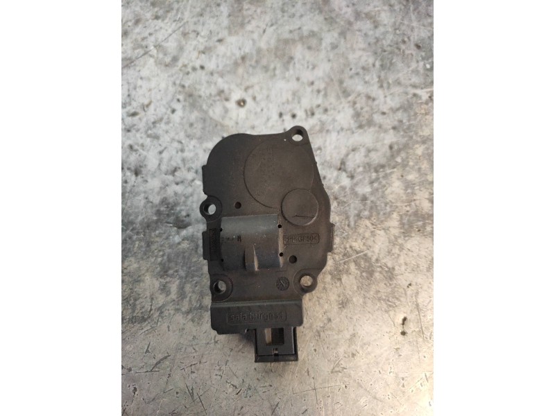 Recambio de motor apertura trampillas climatizador para bmw serie 5 lim. (f10) 525d referencia OEM IAM K9749005  