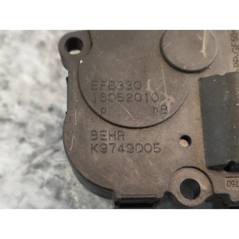 Recambio de motor apertura trampillas climatizador para bmw serie 5 lim. (f10) 525d referencia OEM IAM K9749005  