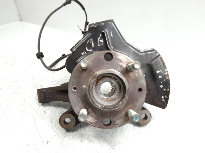 Recambio de mangueta delantera izquierda para chevrolet spark 1.0 cat referencia OEM IAM   