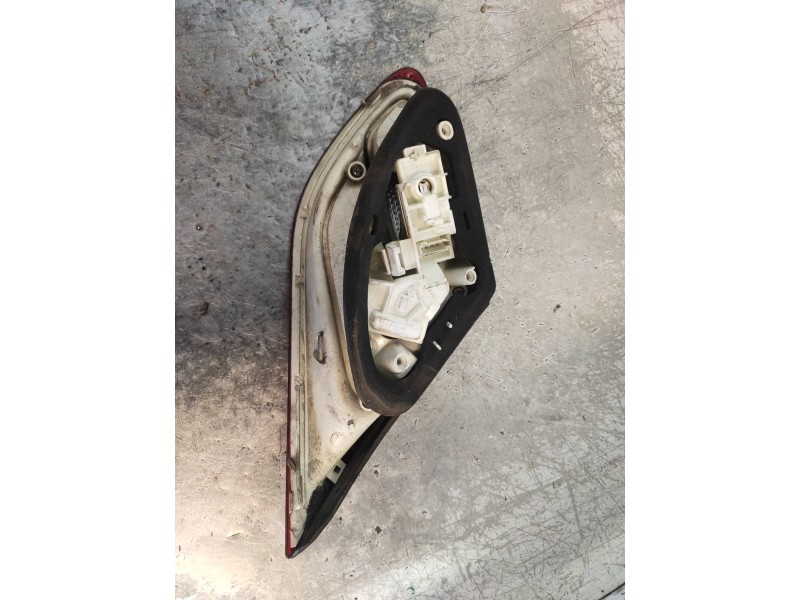 Recambio de piloto trasero derecho interior para opel astra j lim. cosmo referencia OEM IAM   