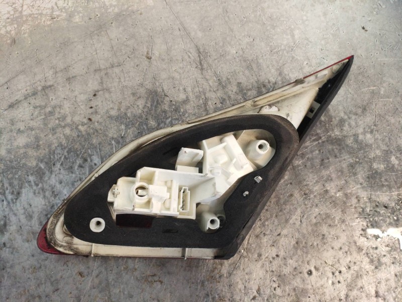 Recambio de piloto trasero izquierdo interior para opel astra j lim. cosmo referencia OEM IAM   