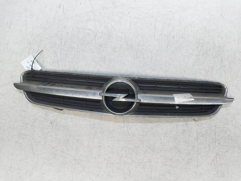 Recambio de rejilla delantera para opel vectra c berlina comfort referencia OEM IAM   