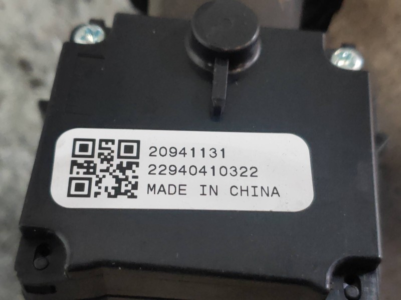Recambio de mando limpia para opel astra j lim. cosmo referencia OEM IAM 20941131  