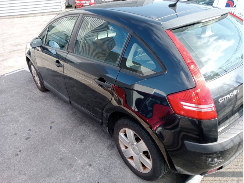 citroen c4 berlina del año 2006