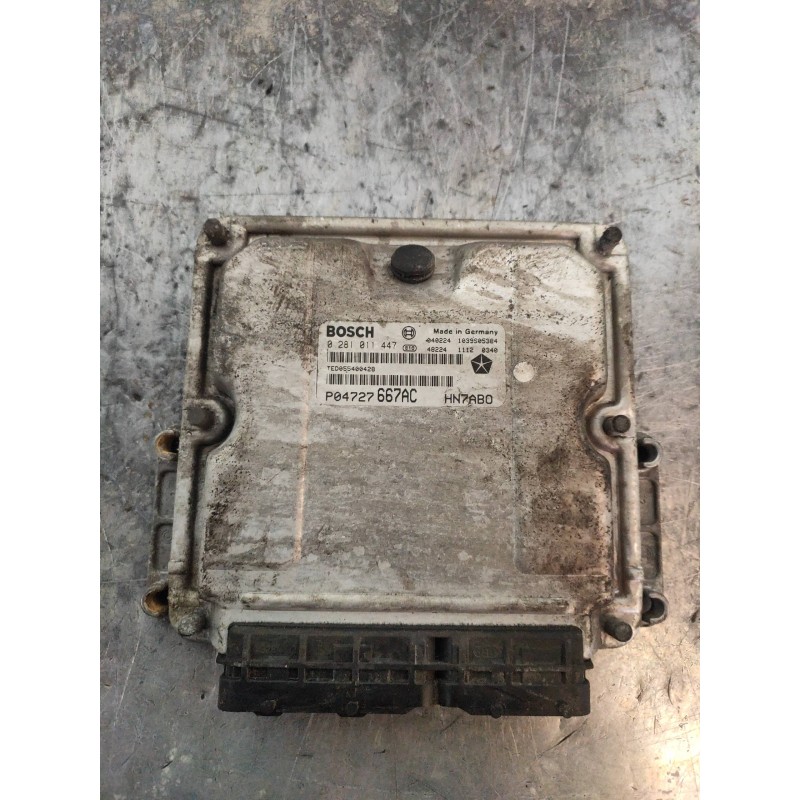 Recambio de centralita motor uce para chrysler voyager (rg) 2.5 crd se grand voyager referencia OEM IAM 0281011447 P04727667AC T