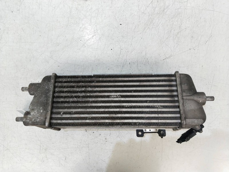 Recambio de intercooler para hyundai i30 1.6 crdi cat referencia OEM IAM 282702A62X  