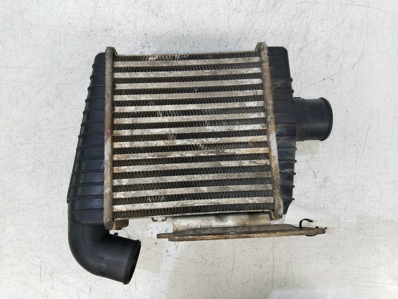 Recambio de intercooler para hyundai trajet (fo) 2.0 crdi gls referencia OEM IAM 2827027110  