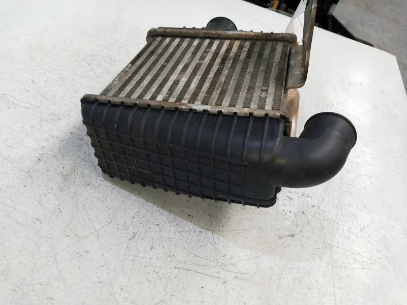 Recambio de intercooler para hyundai trajet (fo) 2.0 crdi gls referencia OEM IAM 2827027110  