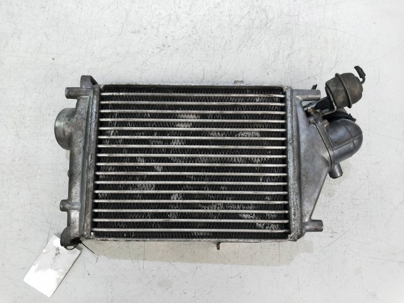 Recambio de intercooler para isuzu trooper 2.8 turbodiesel referencia OEM IAM 8943824781  