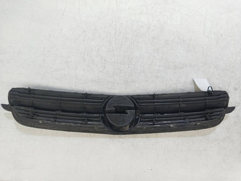 Recambio de rejilla delantera para opel vectra c berlina 2.2 16v dti cat (y 22 dtr / l50) referencia OEM IAM   
