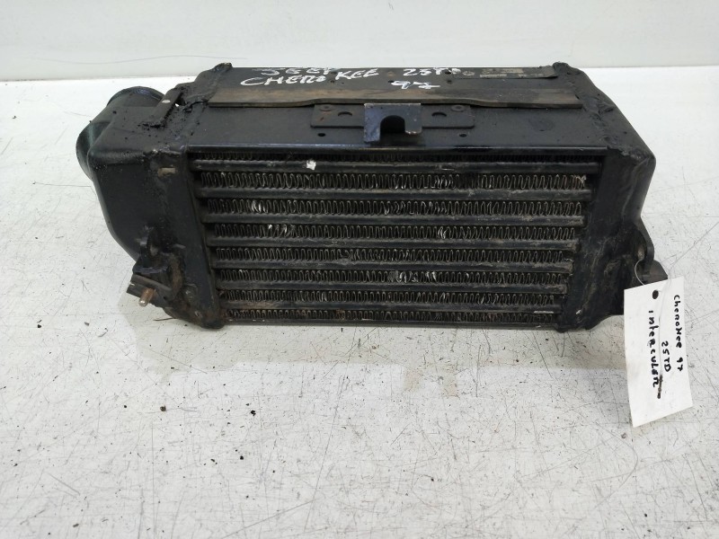Recambio de intercooler para jeep cherokee (j) 2.5 td referencia OEM IAM 52028089  