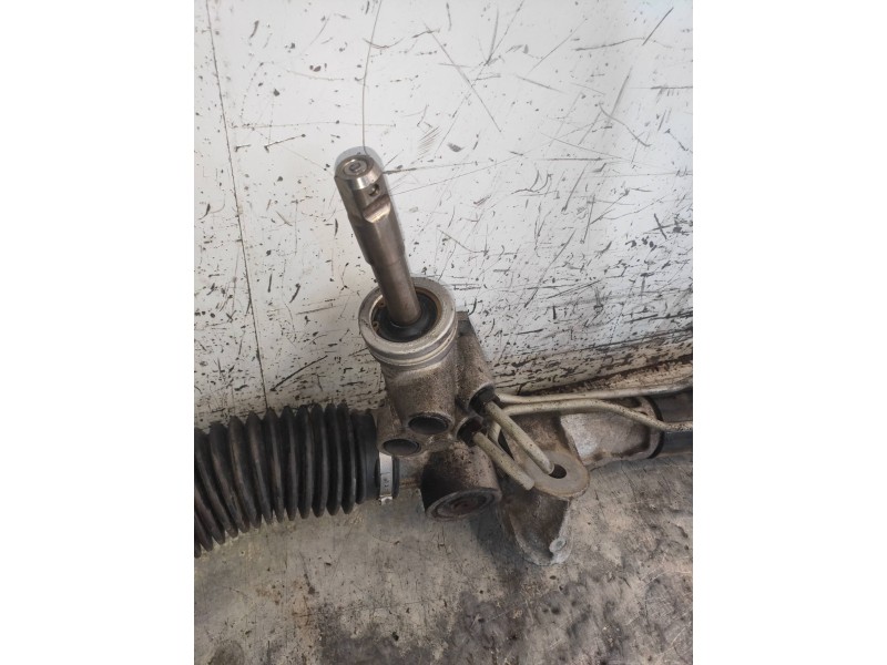 Recambio de cremallera direccion para dodge caliber se referencia OEM IAM P05105528AC  