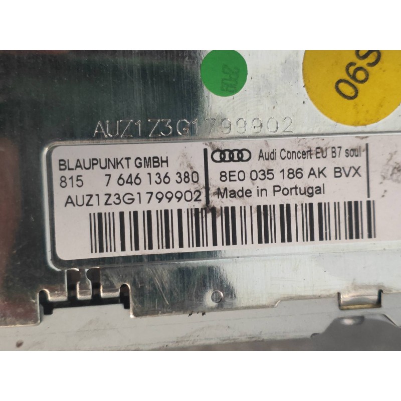 Recambio de sistema audio / radio cd para audi a4 berlina (8e) 1.8 t referencia OEM IAM 8E0035186AK 7646136380 