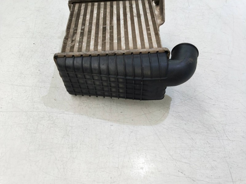 Recambio de intercooler para kia cerato 2.0 ex crdi berlina (4-ptas.) referencia OEM IAM 2827027010   Recambio de intercooler para kia cerato 2.0 ex crdi berlina (4-ptas.) referencia OEM IAM 2827027010