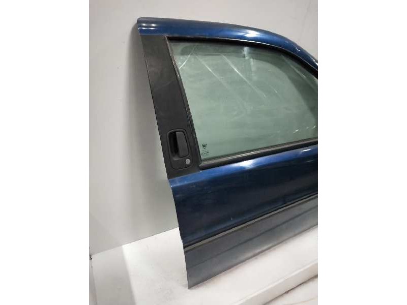 Recambio de puerta delantera derecha para lancia lancia y 1.2 cat referencia OEM IAM   