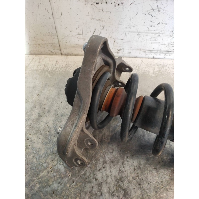 Recambio de amortiguador delantero izquierdo para audi a4 berlina (8e) 1.8 t referencia OEM IAM 8E0413031  