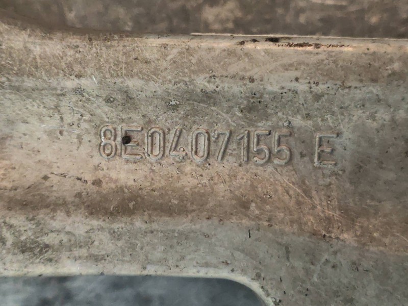 Recambio de brazo suspension superior delantero derecho para audi a4 berlina (8e) 1.8 t referencia OEM IAM 8E0407155E  