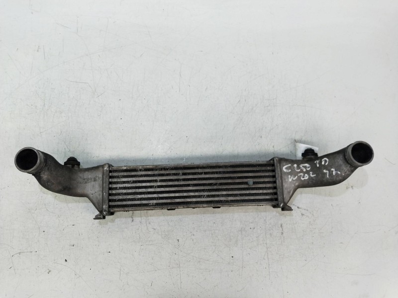Recambio de intercooler para mercedes clase c (w202) berlina 250 td (202.128) referencia OEM IAM 2025000900 14766  Recambio de intercooler para mercedes clase c (w202) berlina 250 td (202.128) referencia OEM IAM 2025000900 14766