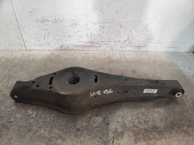 Recambio de brazo suspension inferior trasero derecho para audi a3 (8p) 2.0 tdi referencia OEM IAM   
