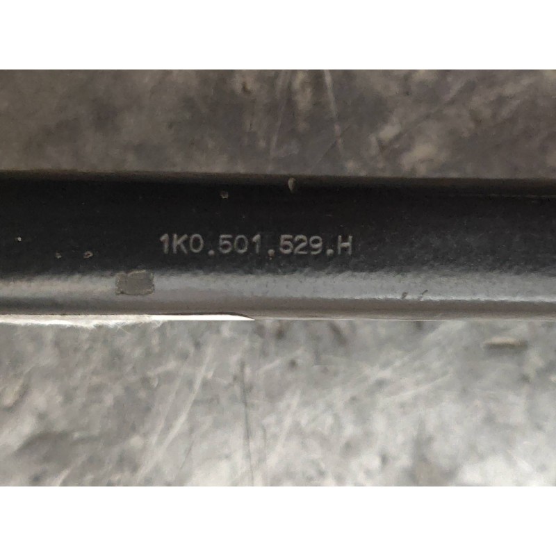 Recambio de brazo suspension superior trasero derecho para audi a3 (8p) 2.0 tdi referencia OEM IAM 1K0501529H  