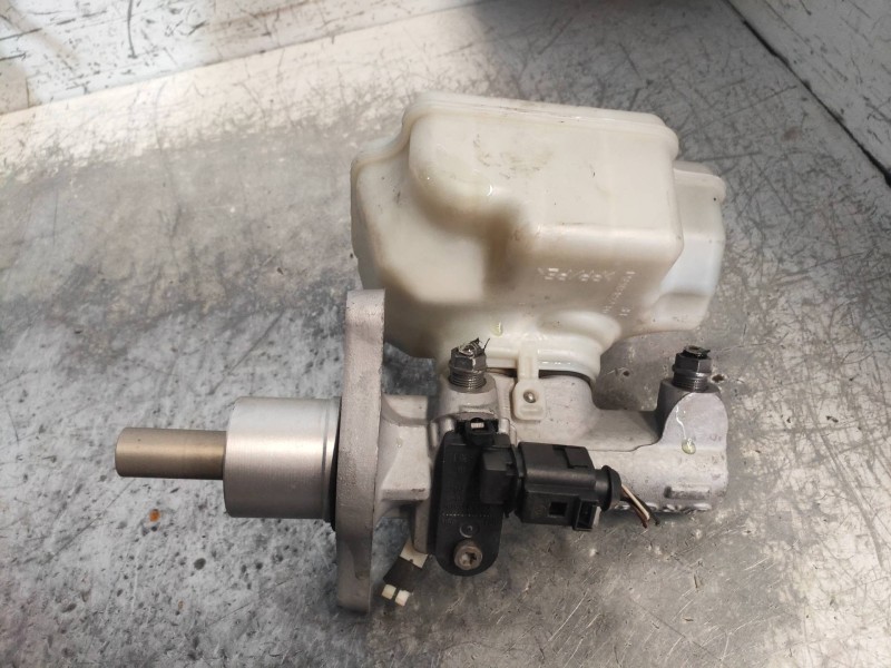 Recambio de bomba freno para audi a3 (8p) 2.0 tdi referencia OEM IAM   