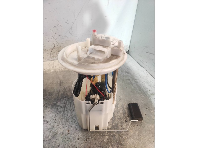 Recambio de bomba combustible para lancia delta (181) s referencia OEM IAM 0580203023 51821297 