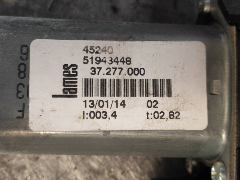 Recambio de elevalunas delantero derecho para lancia delta (181) s referencia OEM IAM 51943448 37277000 