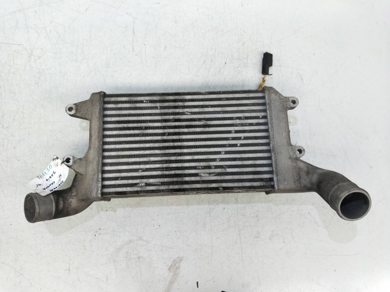 Recambio de intercooler para mitsubishi canter 01/99  3.0 diesel referencia OEM IAM    Recambio de intercooler para mitsubishi canter 01/99  3.0 diesel referencia OEM IAM