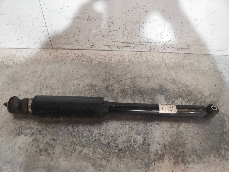 Recambio de amortiguador trasero derecho para lancia delta (181) s referencia OEM IAM 519501040  