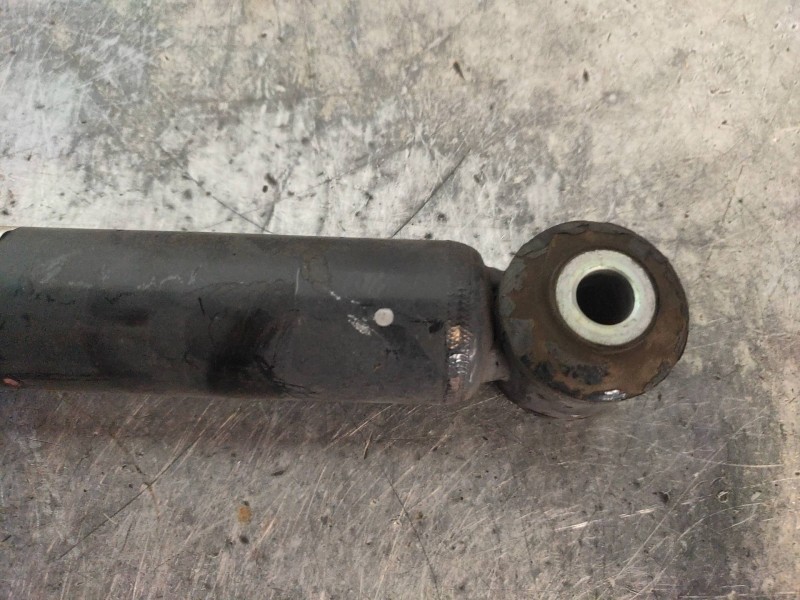 Recambio de amortiguador trasero derecho para lancia delta (181) s referencia OEM IAM 519501040  