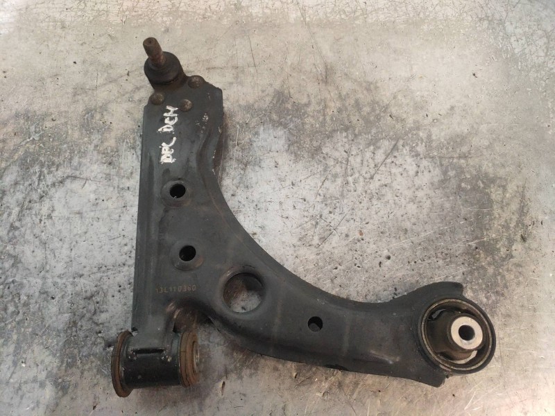Recambio de brazo suspension inferior delantero derecho para lancia delta (181) s referencia OEM IAM 519501040  