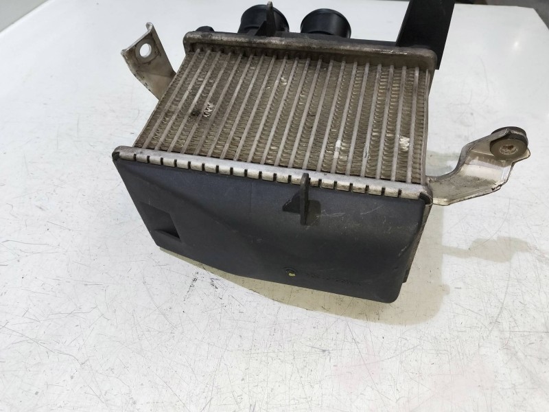 Recambio de intercooler para mitsubishi carisma berlina 5 (da0)1995) 1.9 turbodiesel referencia OEM IAM    Recambio de intercooler para mitsubishi carisma berlina 5 (da0)1995) 1.9 turbodiesel referencia OEM IAM
