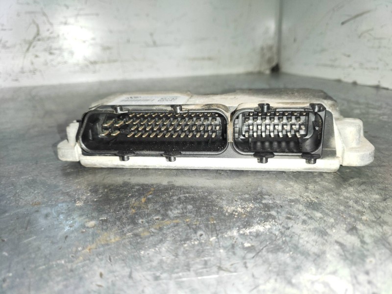 Recambio de centralita motor uce para seat leon (1p1) reference referencia OEM IAM 03C906024CG  