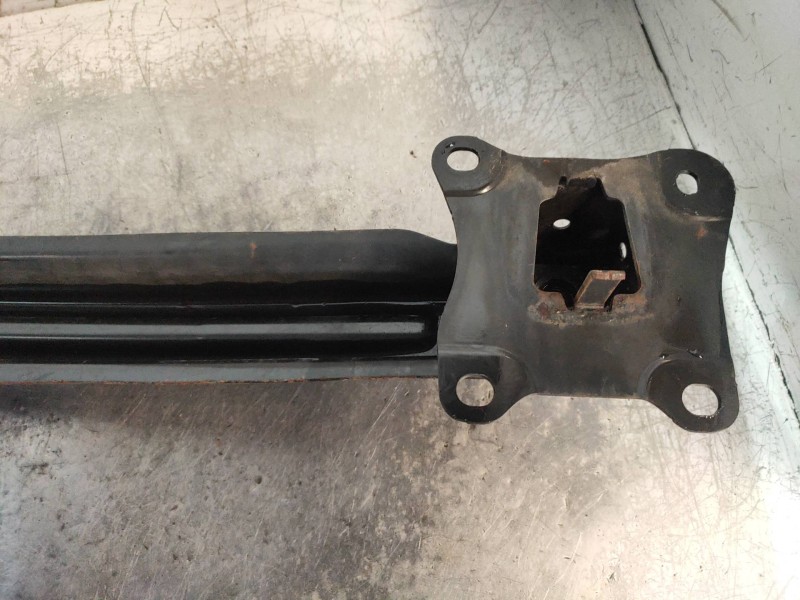 Recambio de refuerzo paragolpes trasero para seat leon (1p1) reference referencia OEM IAM   