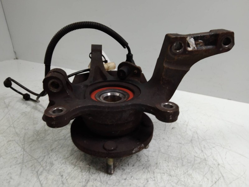 Recambio de mangueta delantera izquierda para chevrolet lacetti 2.0 diesel cat referencia OEM IAM   