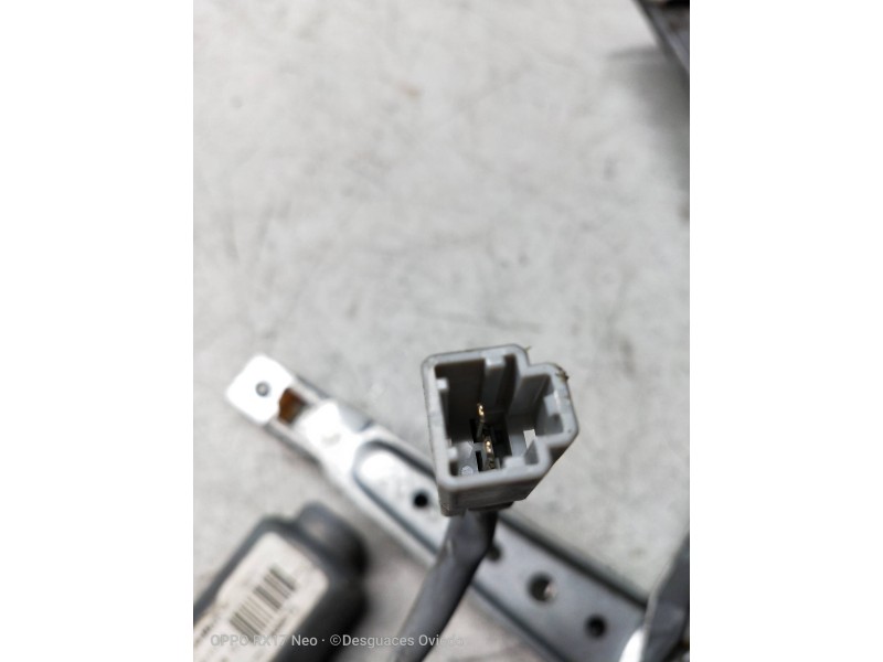 Recambio de elevalunas trasero derecho para mg rover serie 45 (t/rt) classic referencia OEM IAM 400675  4P